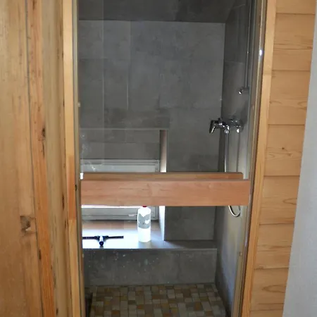 Gaestehaus Lelo 7 *